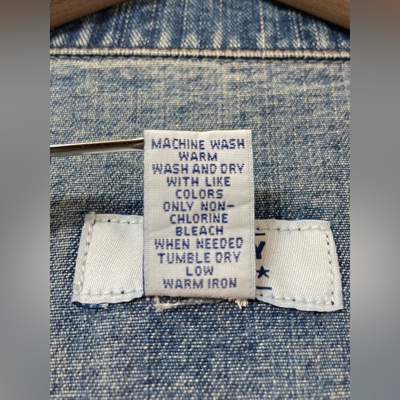 Old Navy Women’s Medium Wash Denim Jean Jacket Trucker Classic Western Rugged - Picture 6 of 8